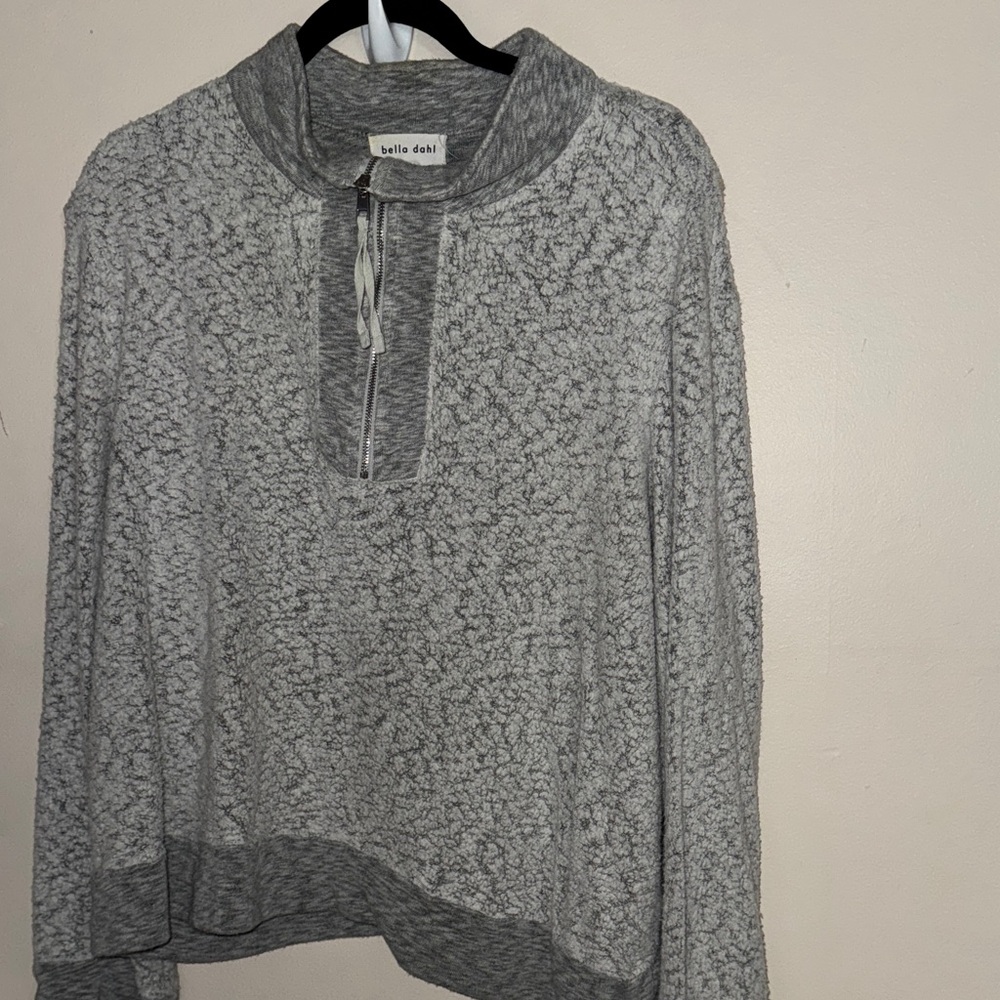 Bella Dahl | Large | women’s Textured Gray Cowl Neck Sweater, rare top.